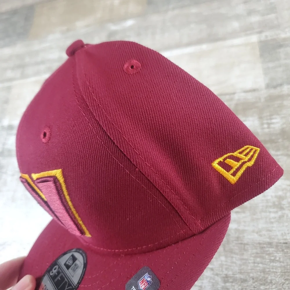 New Era 9FIFTY Hat One Size Burgundy Washington Commanders Football Snapback